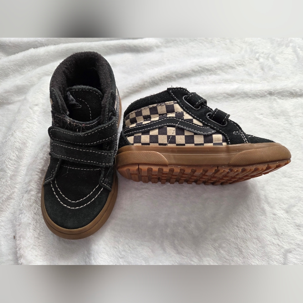 Vans Kids MTE Black and White Checkered High Top Sneakers Shoes 10T